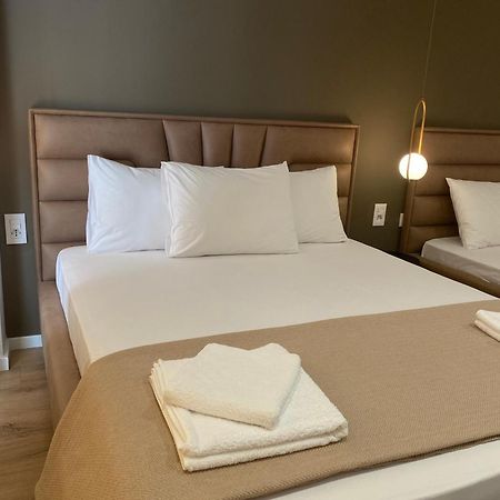 Augusto Rooms Sarande Exterior photo