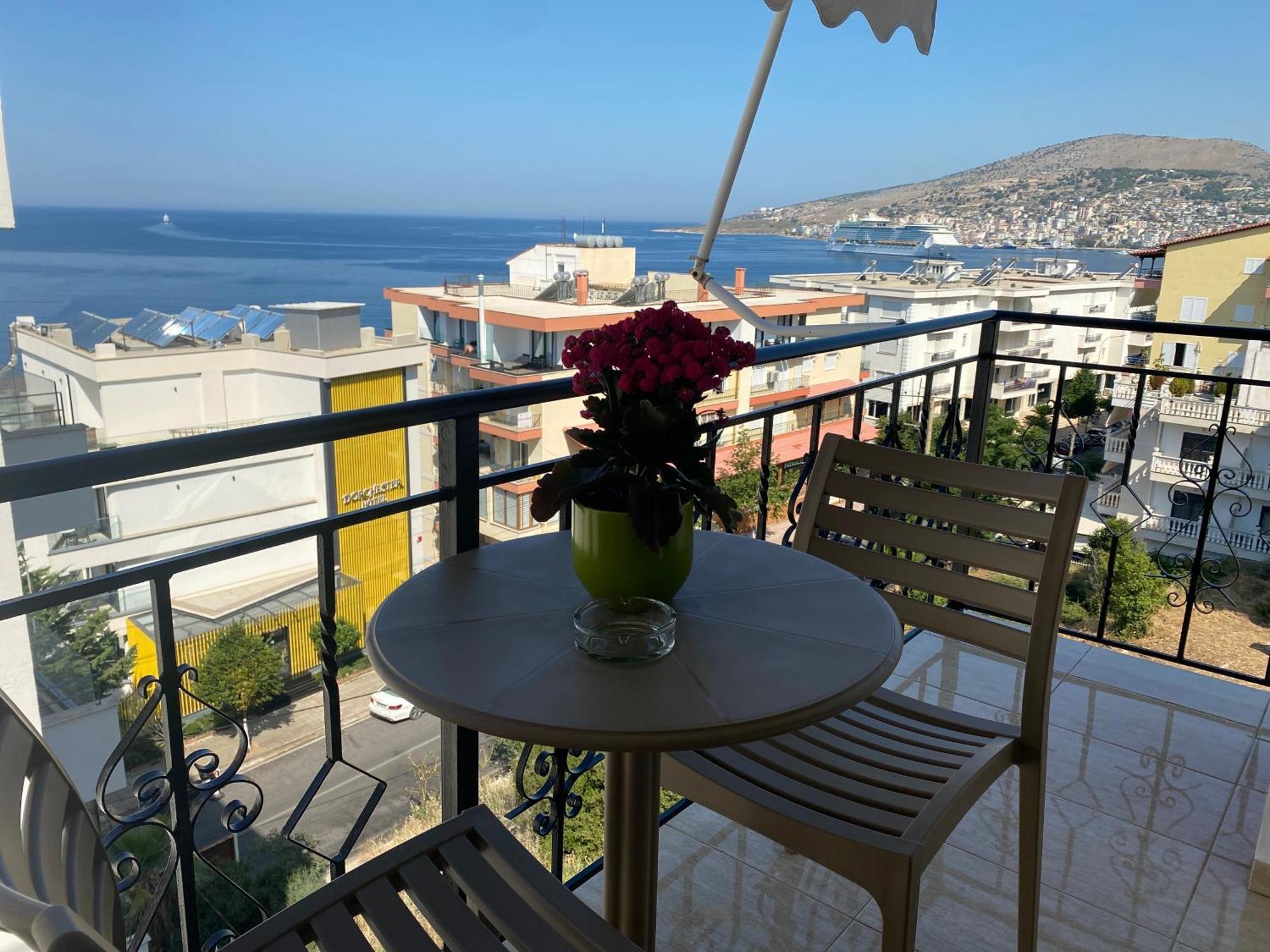 Augusto Rooms Sarande Exterior photo