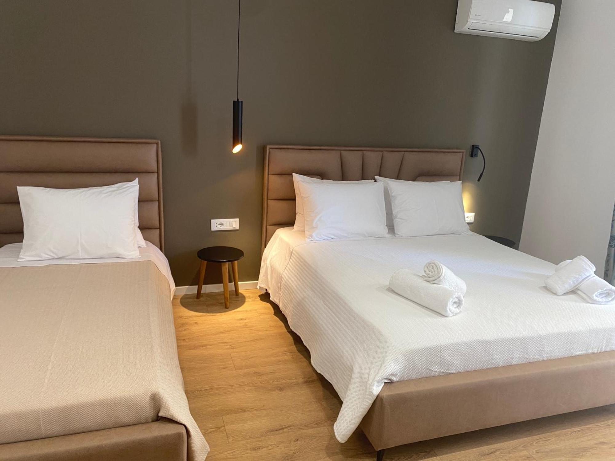 Augusto Rooms Sarande Exterior photo